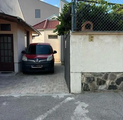 Studio Apartman Ante